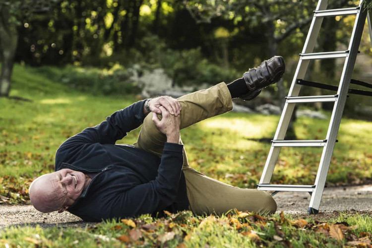 
A homeowner takes an unexpected tumble from a ladder during the process of cleaning gutters in nowra.